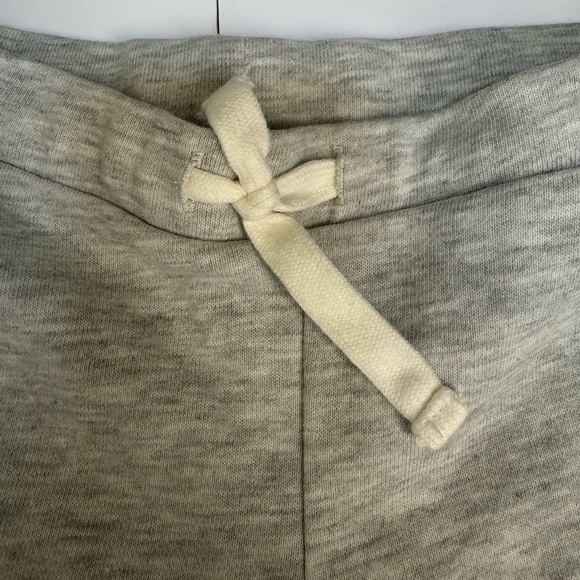 H&M Girls’ Flare Joggers - Size 5T - Picture 3 of 4